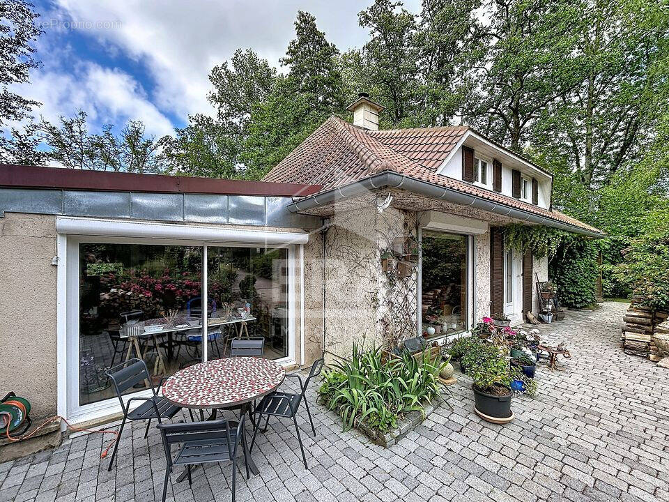 Maison à GUILLERVAL