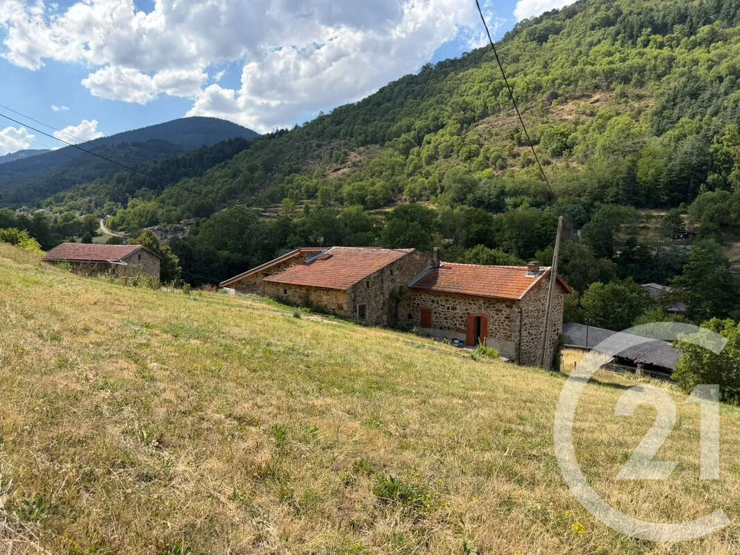 Maison 150 m² à Vocance  - photo 14