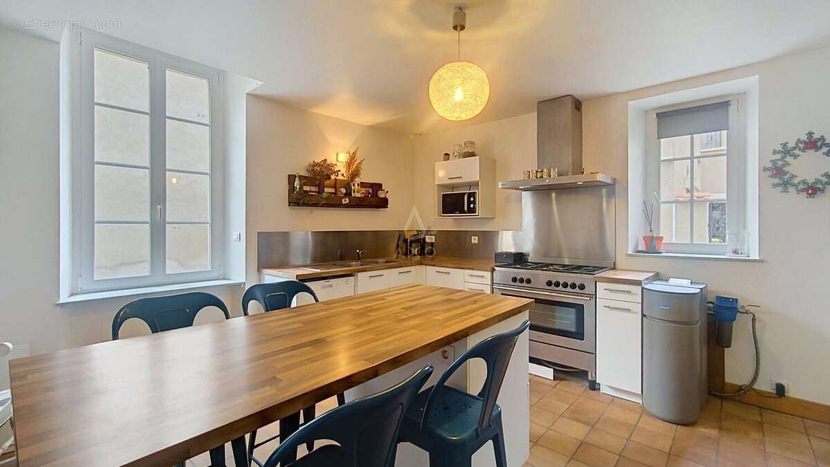 Authentique maison de caractère de165m2 sur la commune de BARCELONNE DU GERS - photo 2