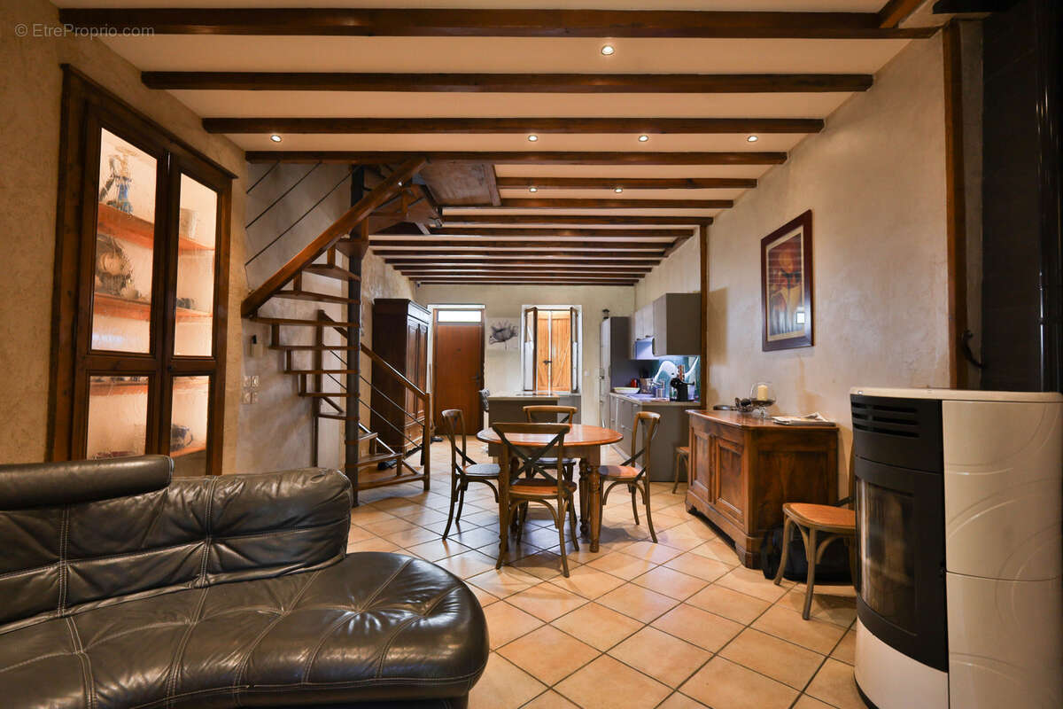 Maison de ville familiale au cœur de Grenay   115 m2 habitables   4 chambres - photo 7