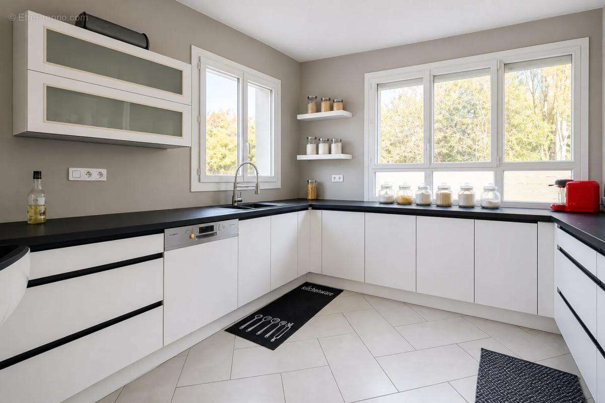 Spacieuse maison avec 7 chambres à Boussens - photo 12