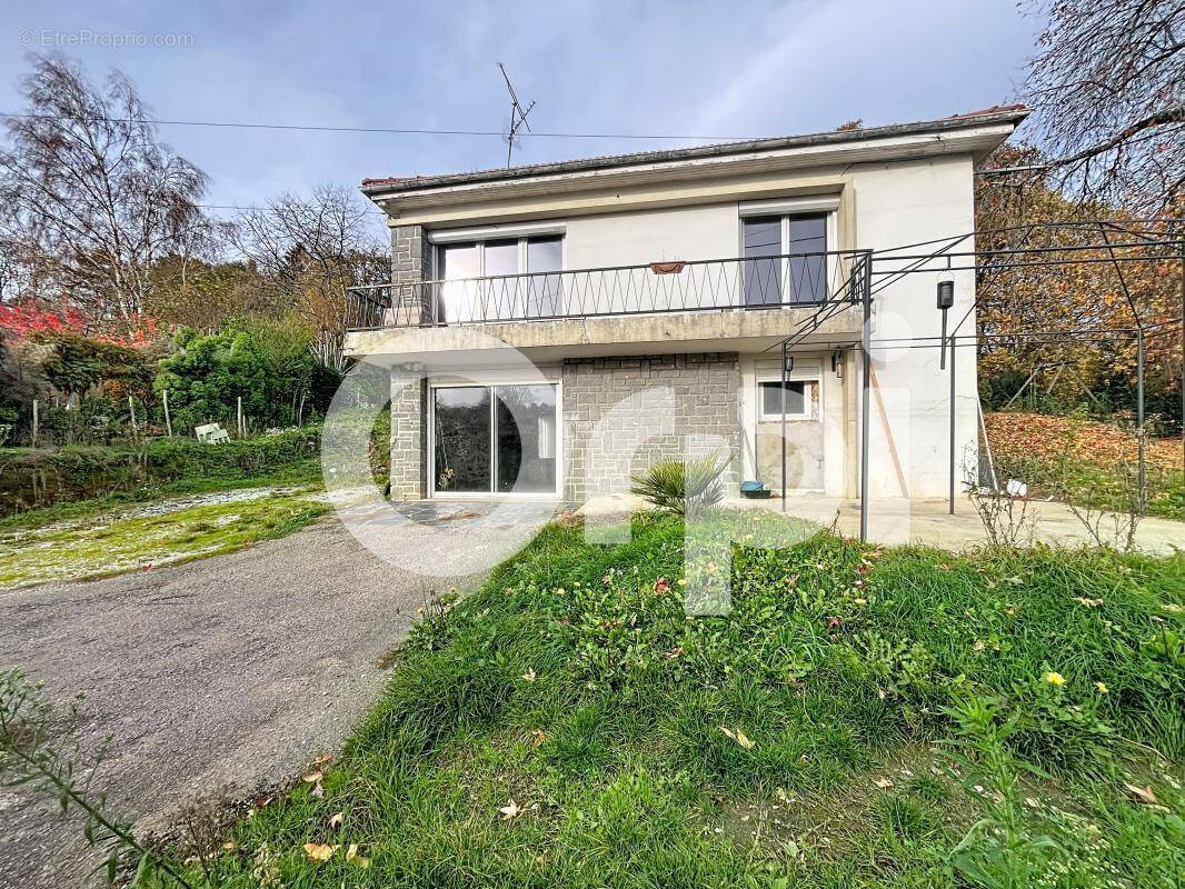 Maison à SAINT-MEXANT