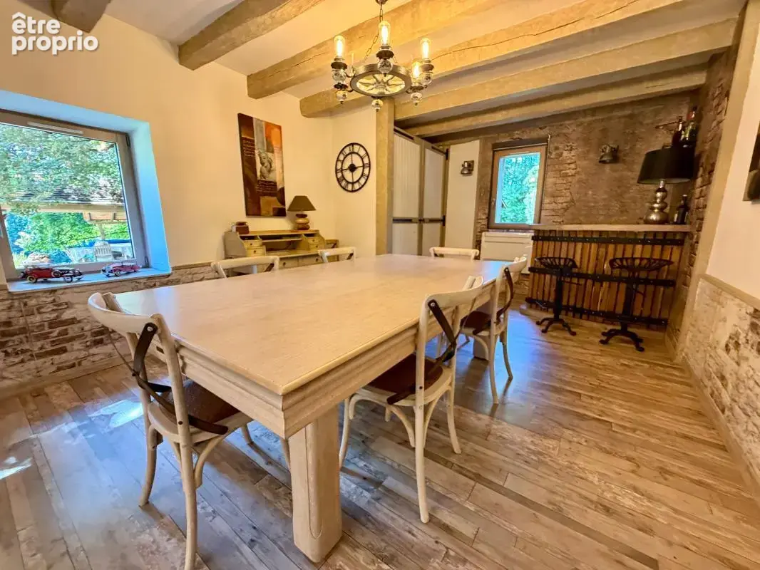 Maison de charme de plain-pied avec 2 roulottes, dépendances et plus de 4 hectares - photo 6