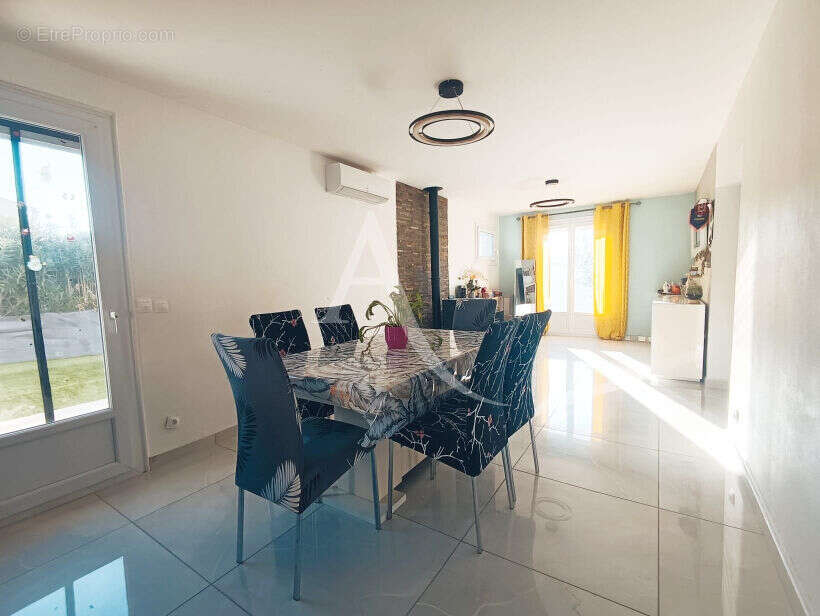 Maison à FRONTIGNAN