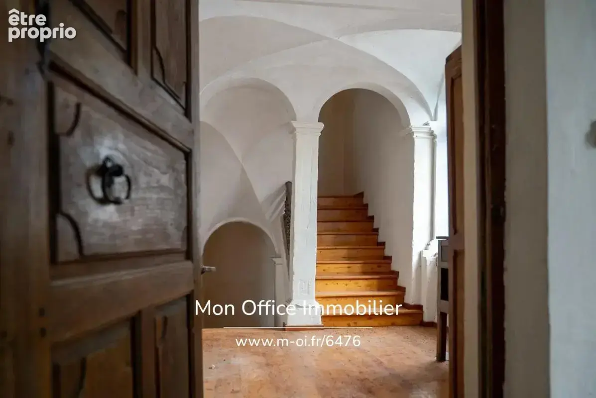 Référence : 6476-MTE. - Bâtisse à rénover - 600 m²- Terrain 3200 m² - photo 15