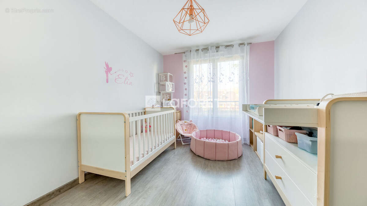 Appartement à PONTAULT-COMBAULT