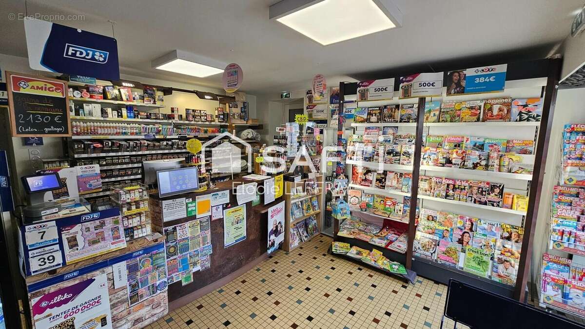 Photo 2 - Commerce à REQUEIL