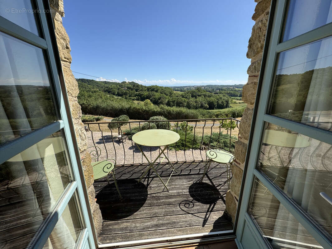 Maison Restaurée avec Goût, Gîte Indépendant, Piscine et Vue sur les Montagnes - photo 42