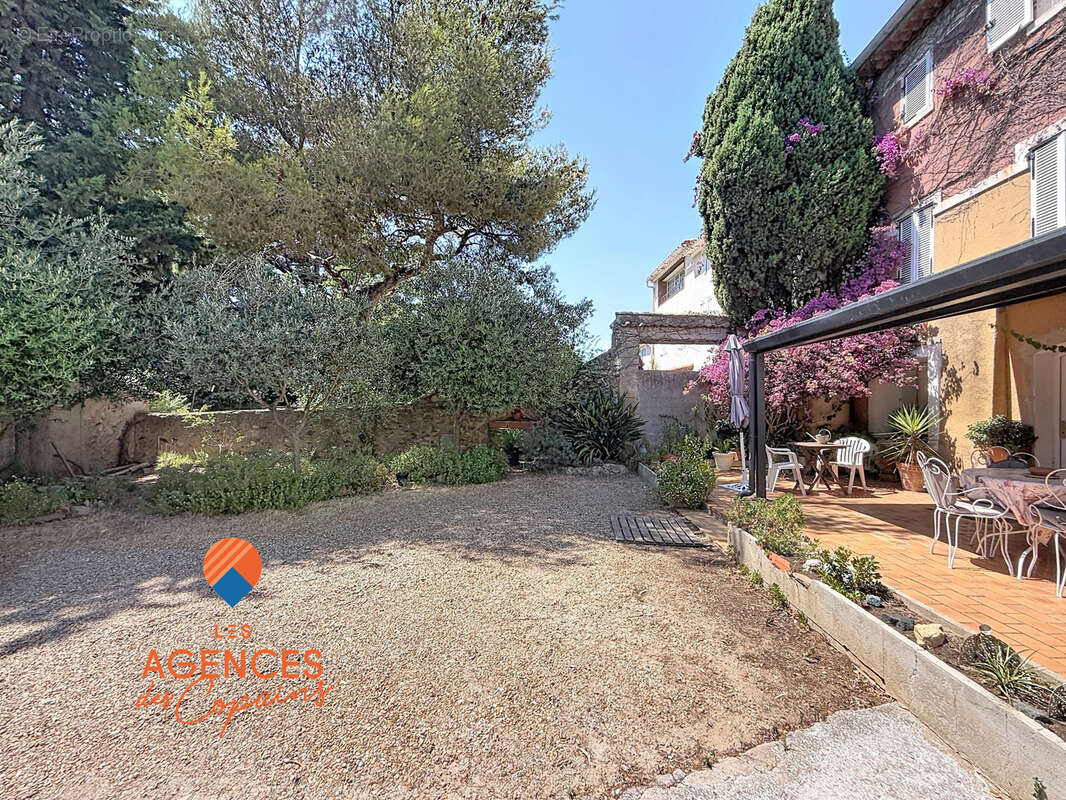 Maison à SIX-FOURS-LES-PLAGES