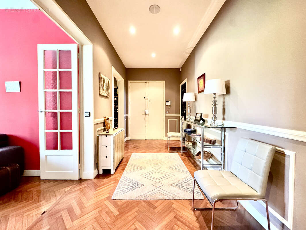 Appartement à MARSEILLE-8E