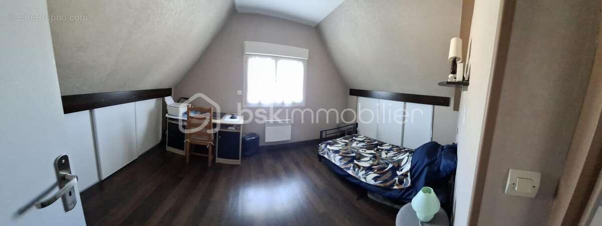 Maison à MERY-CORBON