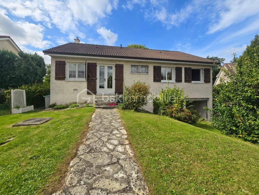 Maison à DAMMARTIN-EN-GOELE