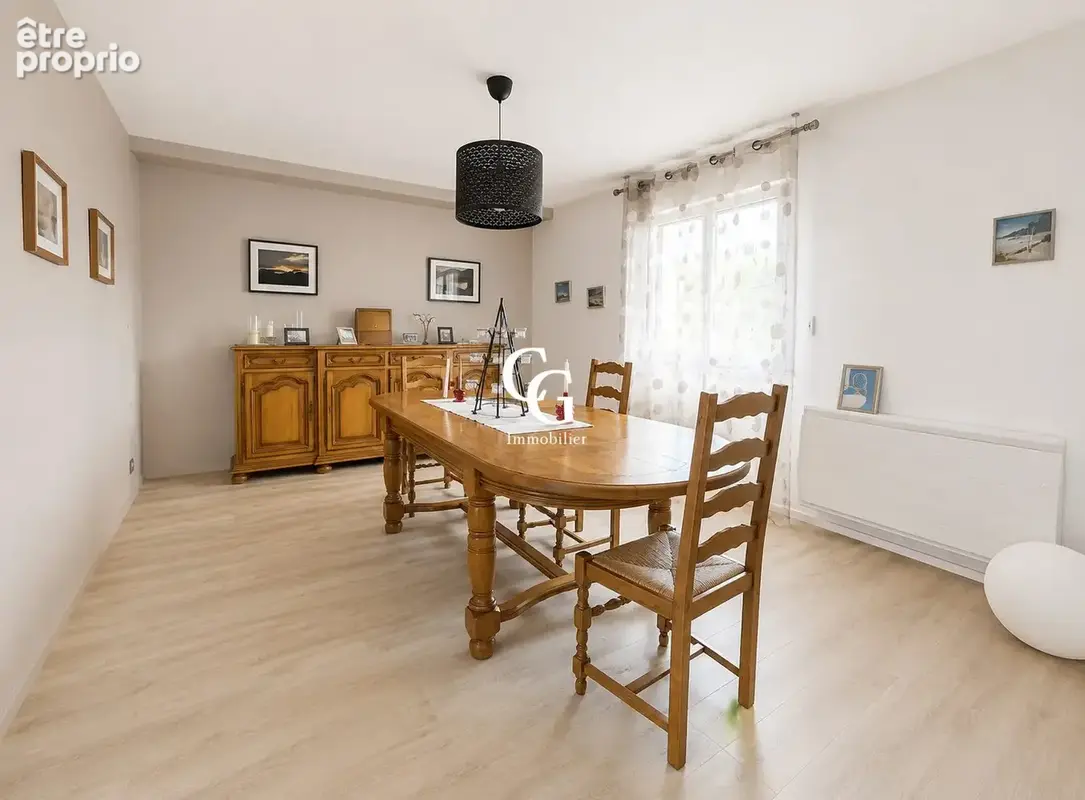 Maison 5 pièces 144 m² à vendre à Vieillevigne (44116) - photo 8