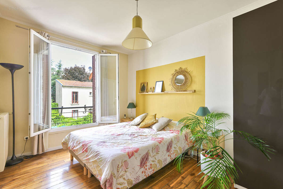 Maison à ASNIERES-SUR-SEINE