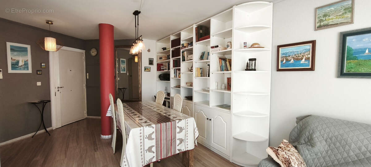 Appartement à FREJUS