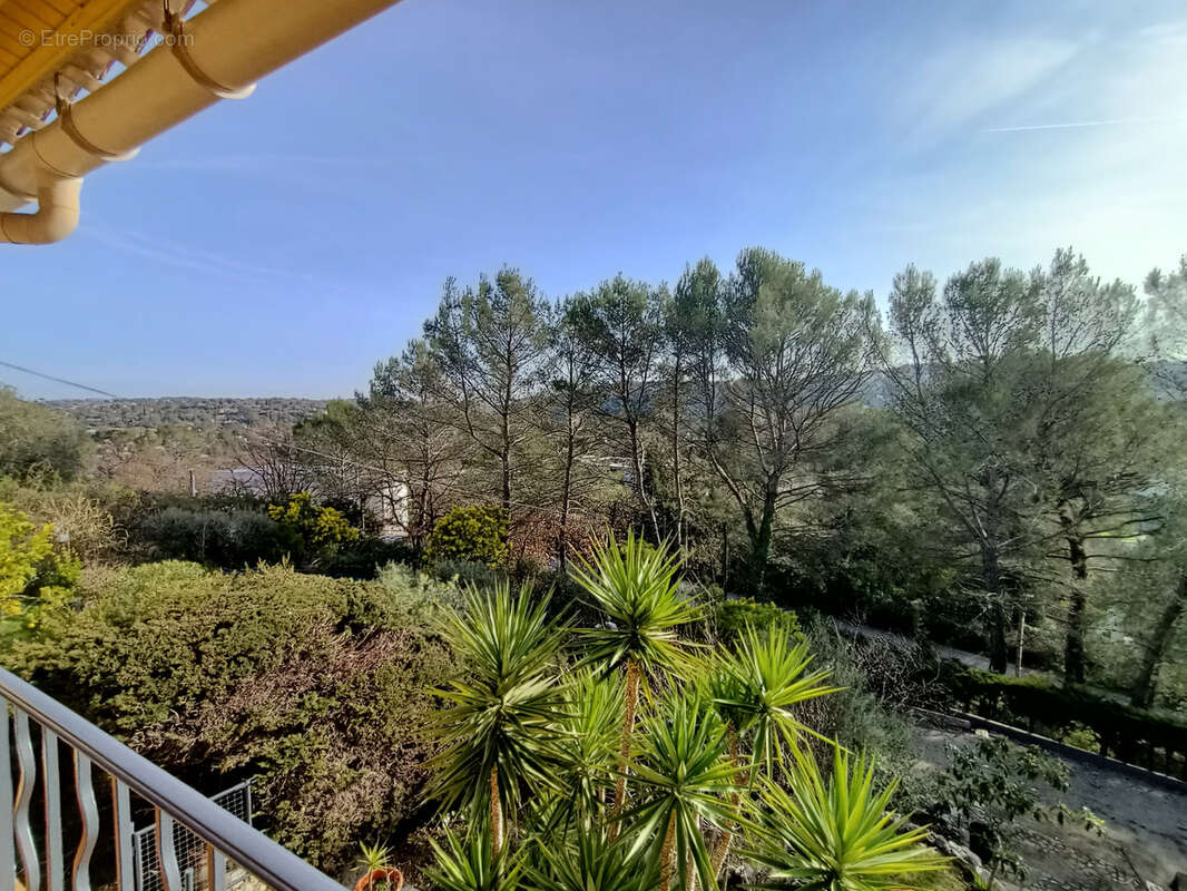 Maison à PEYMEINADE