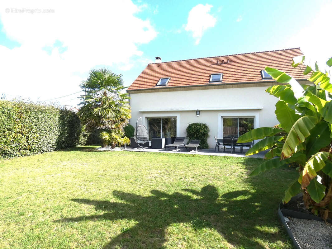 Maison à PONTOISE