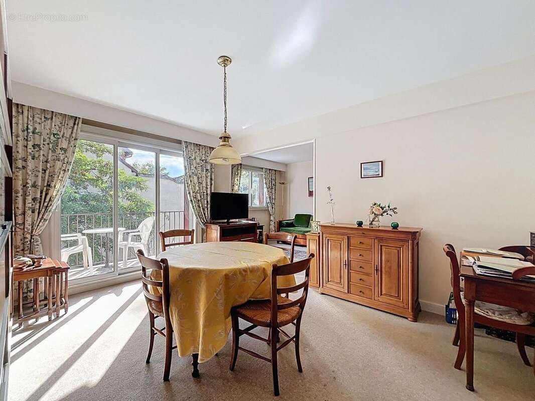 Photo 5 - Appartement à COLOMBES