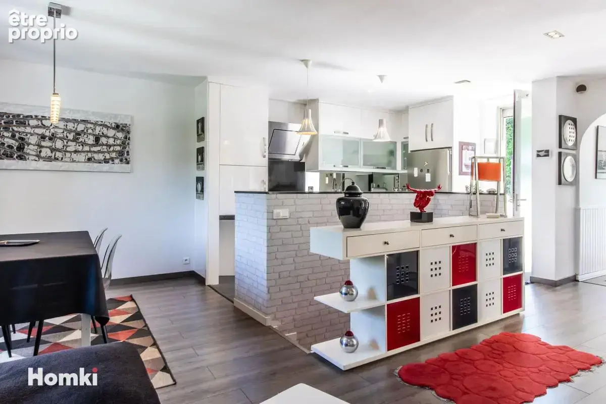 Appartement à FONTAINES-SUR-SAONE