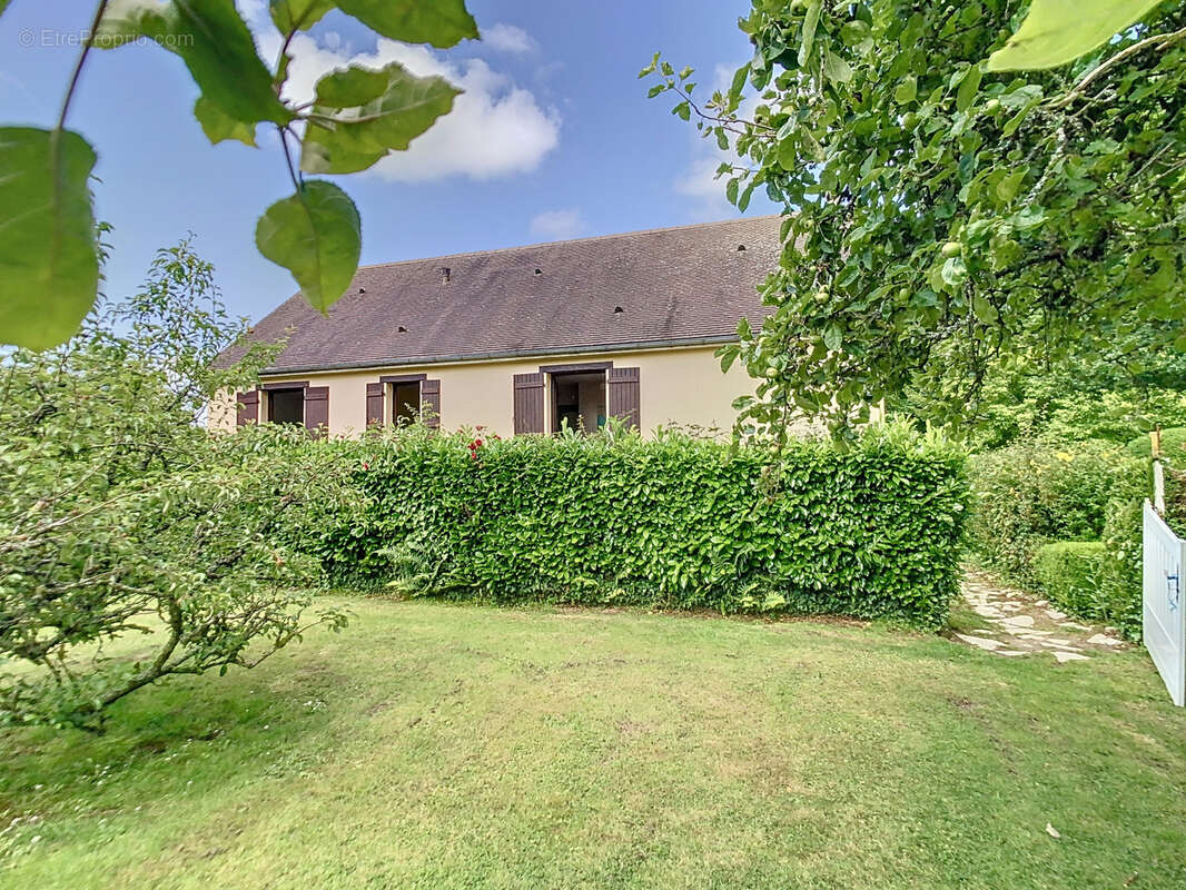 Maison à SAINT-SAUVEUR-LE-VICOMTE