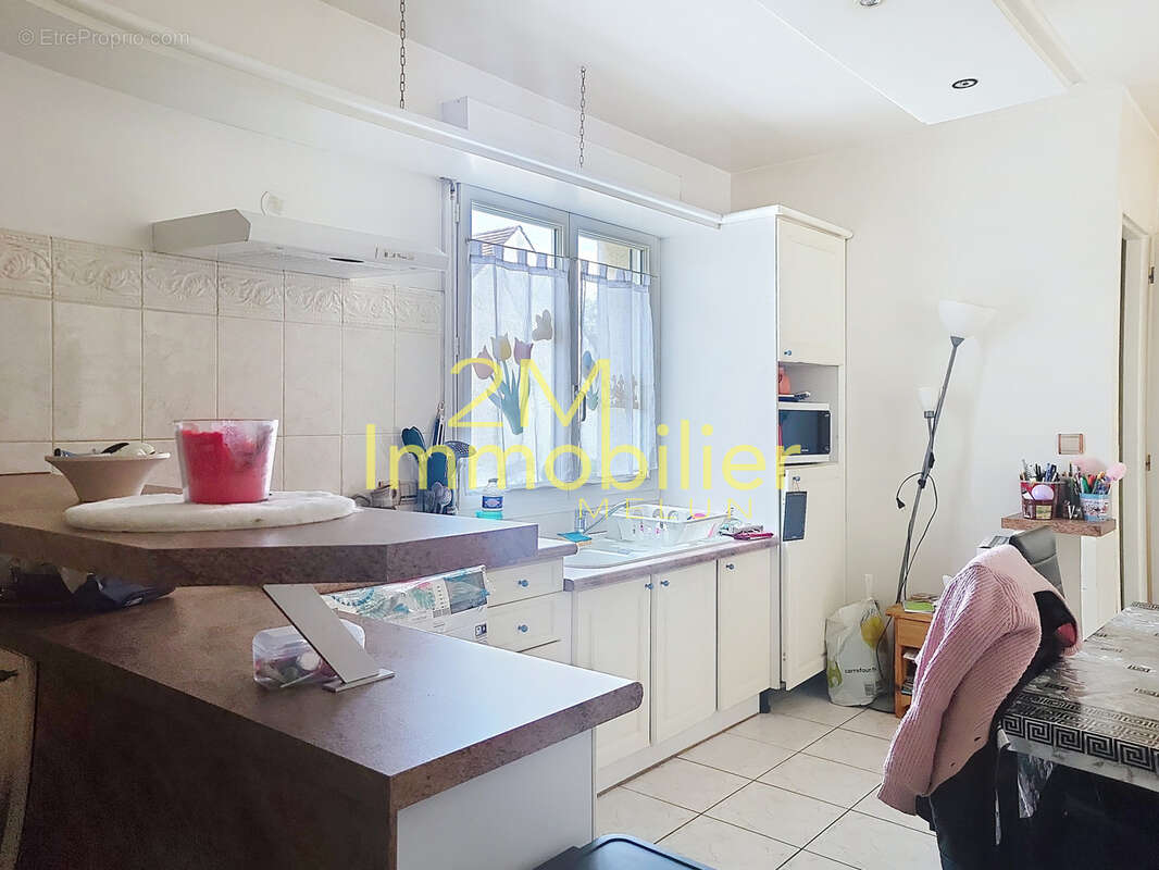 Appartement à DAMMARIE-LES-LYS