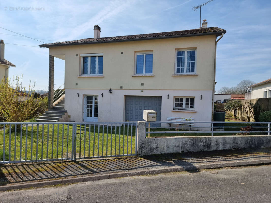 Maison à SAINT-AUBIN-LE-CLOUD