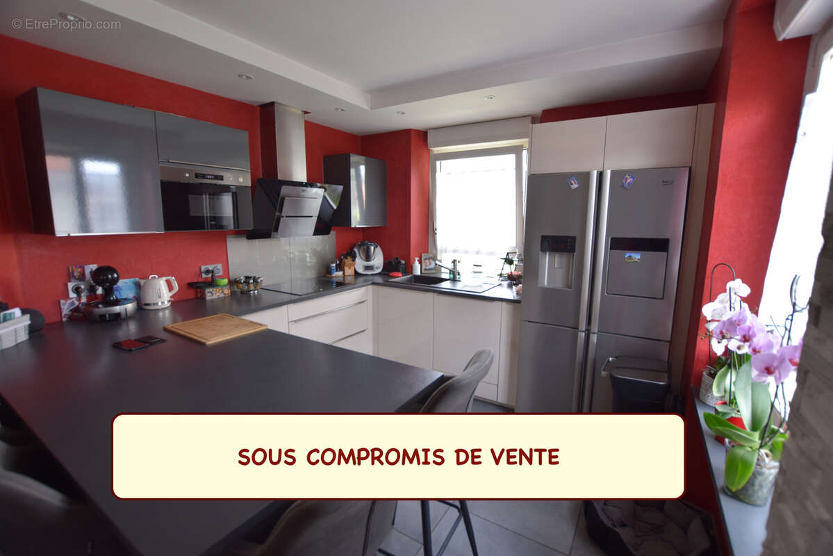 Maison à VIEUX-CHARMONT