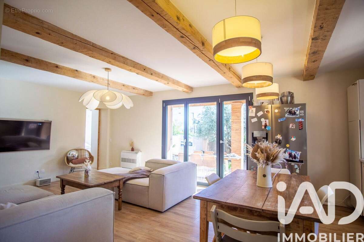 Photo 2 - Appartement à PUGET-SUR-ARGENS