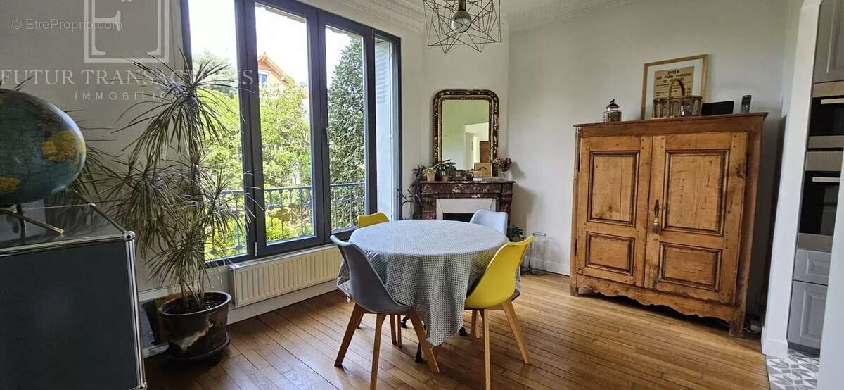 Maison à COLOMBES