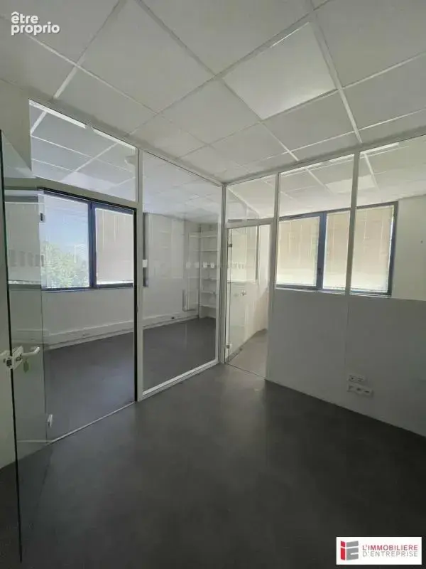 Bureaux a vendre - photo 3
