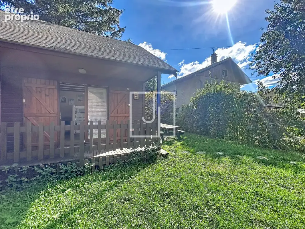 Chalet mitoyen 28,85m2 avec terrasse et jardin à Jausiers   Esprit montagne - photo 4