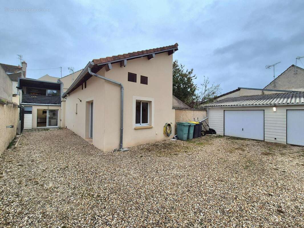 Photo 3 - Appartement à ROSNY-SUR-SEINE