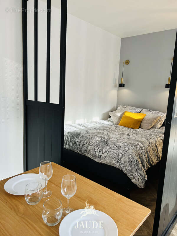 Studio meublé rénové avec balcon et parking   Dernier étage   63B rue de l’Oradou, Clermont-Ferrand - photo 2