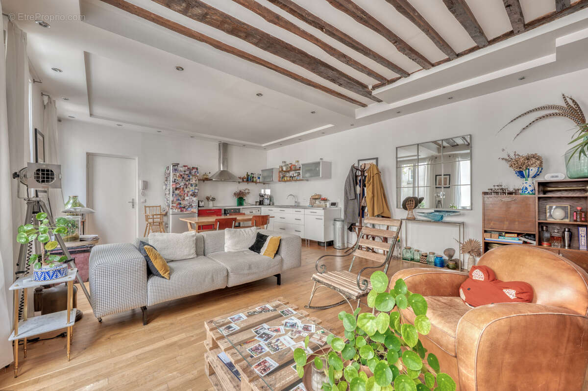 Appartement à PARIS-2E