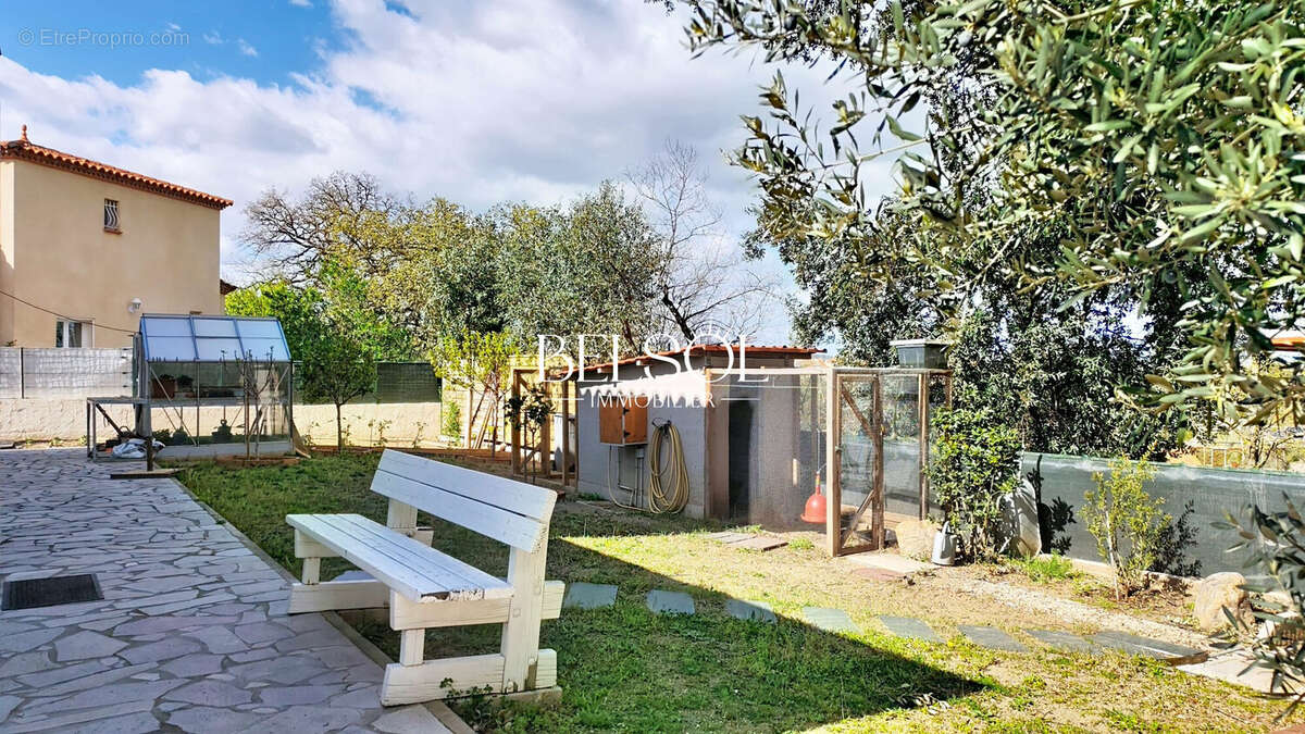 Maison 5 pièces 146 m² à vendre à Le Boulou (66160) - photo 2
