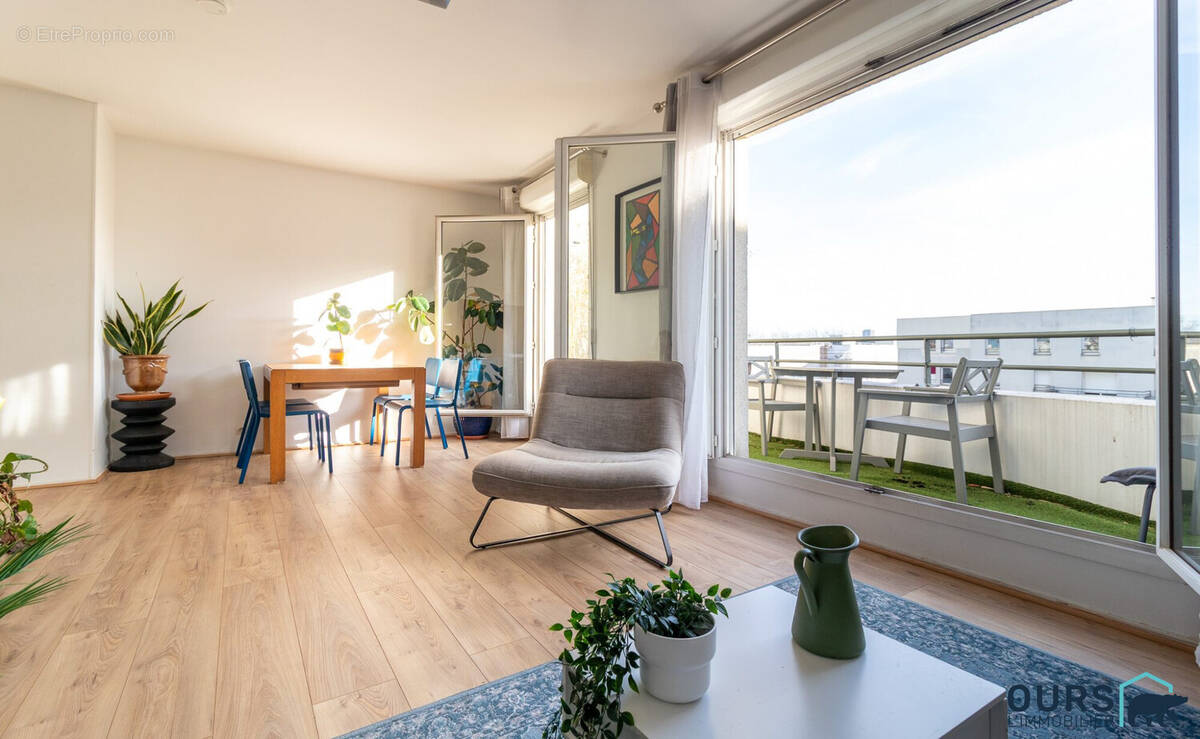 Appartement à SAINT-DENIS