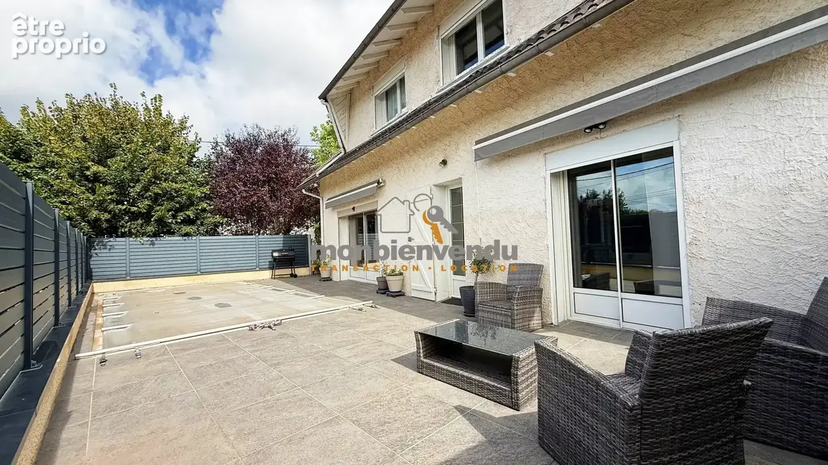 Maison 4 pièces 149 m² à vendre à Sansac-De-Marmiesse (15130) - photo 4