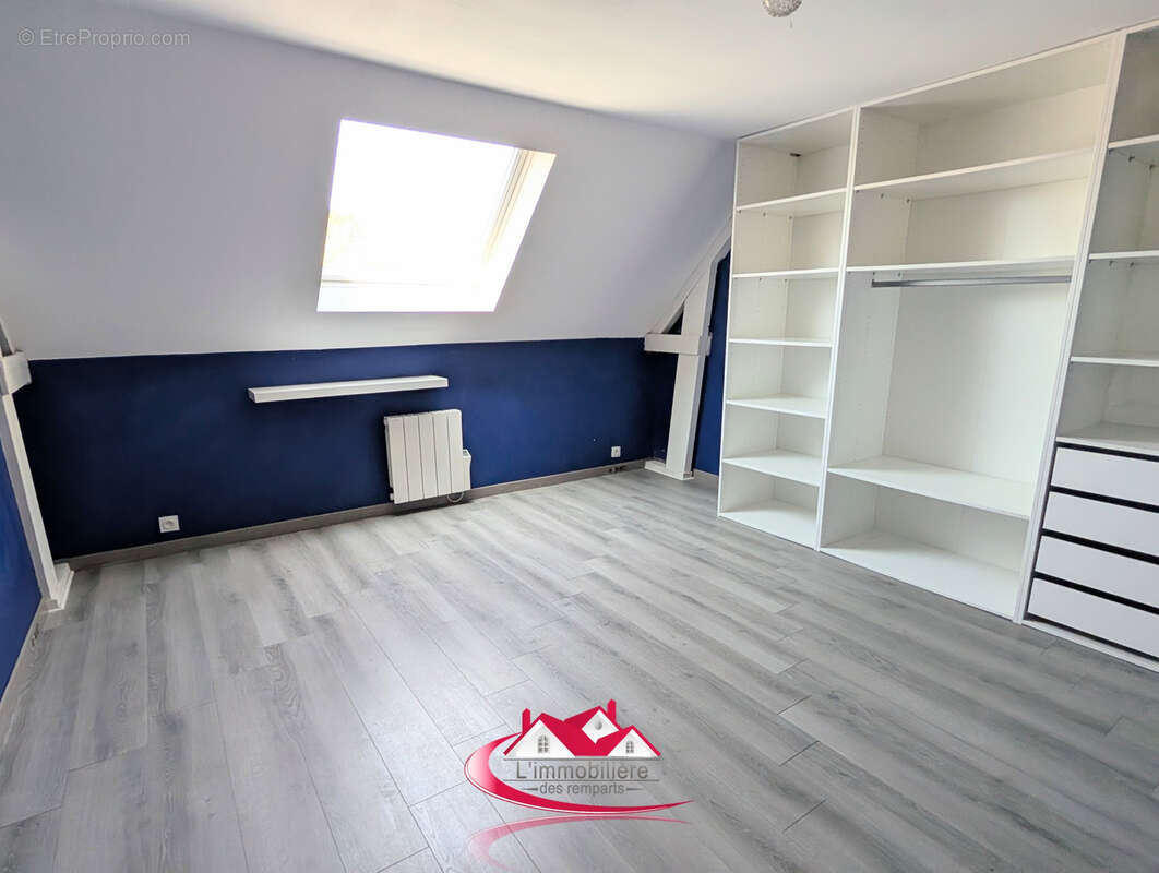 Appartement à CONDE-SUR-VESGRE