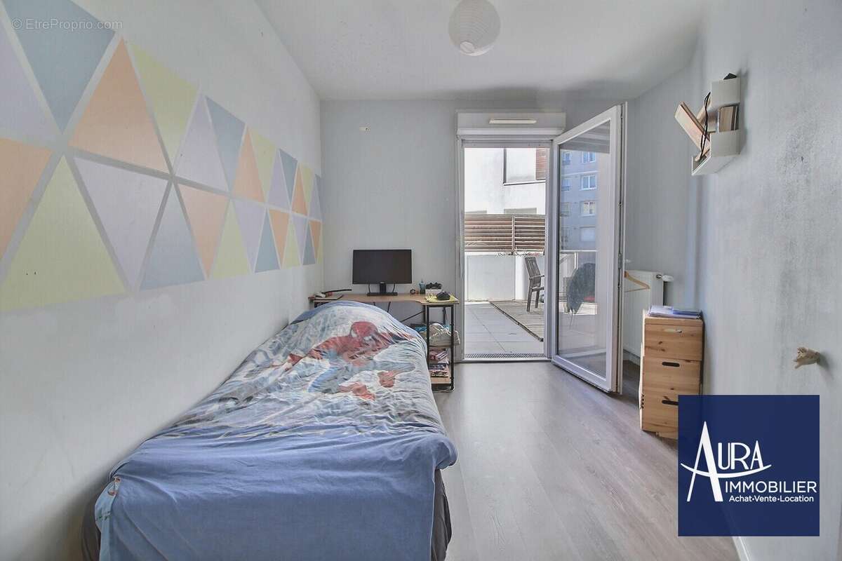 Appartement 61 m² à Romainville  - photo 8