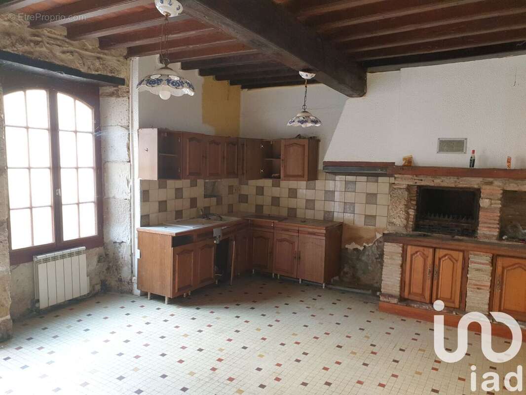 Maison 287 m² à Villefranche-Du-Queyran  - photo 4