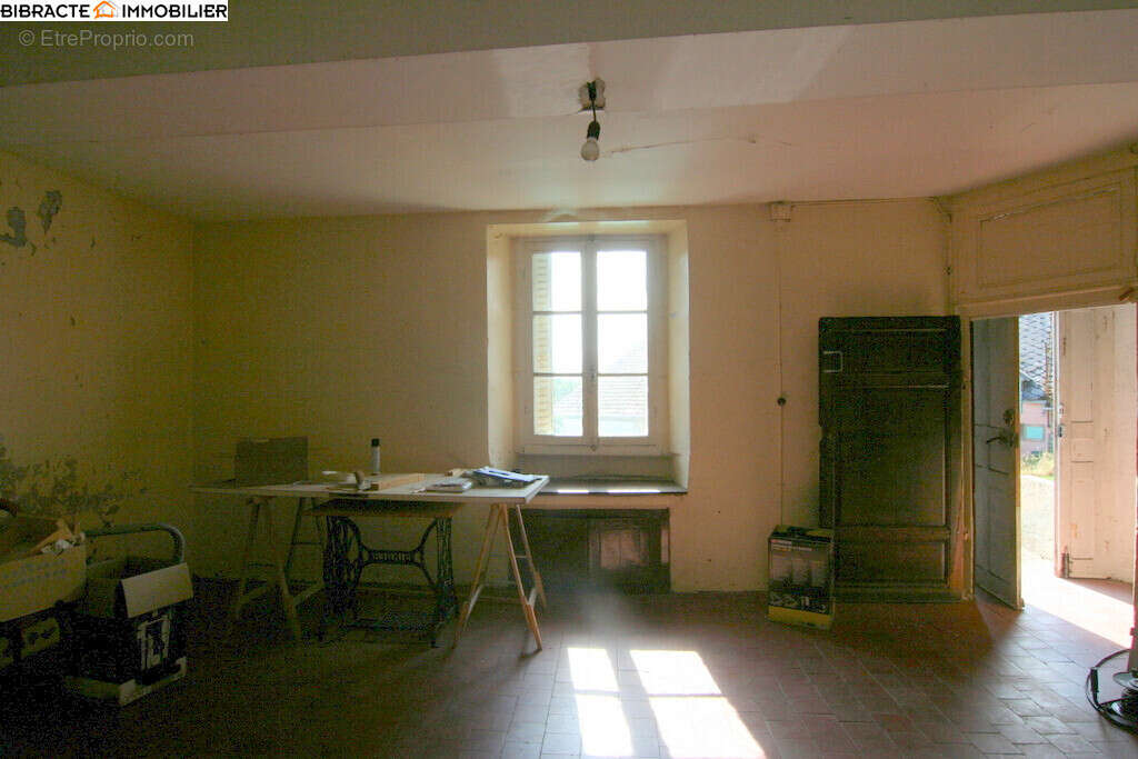 Maison à CHARBONNAT