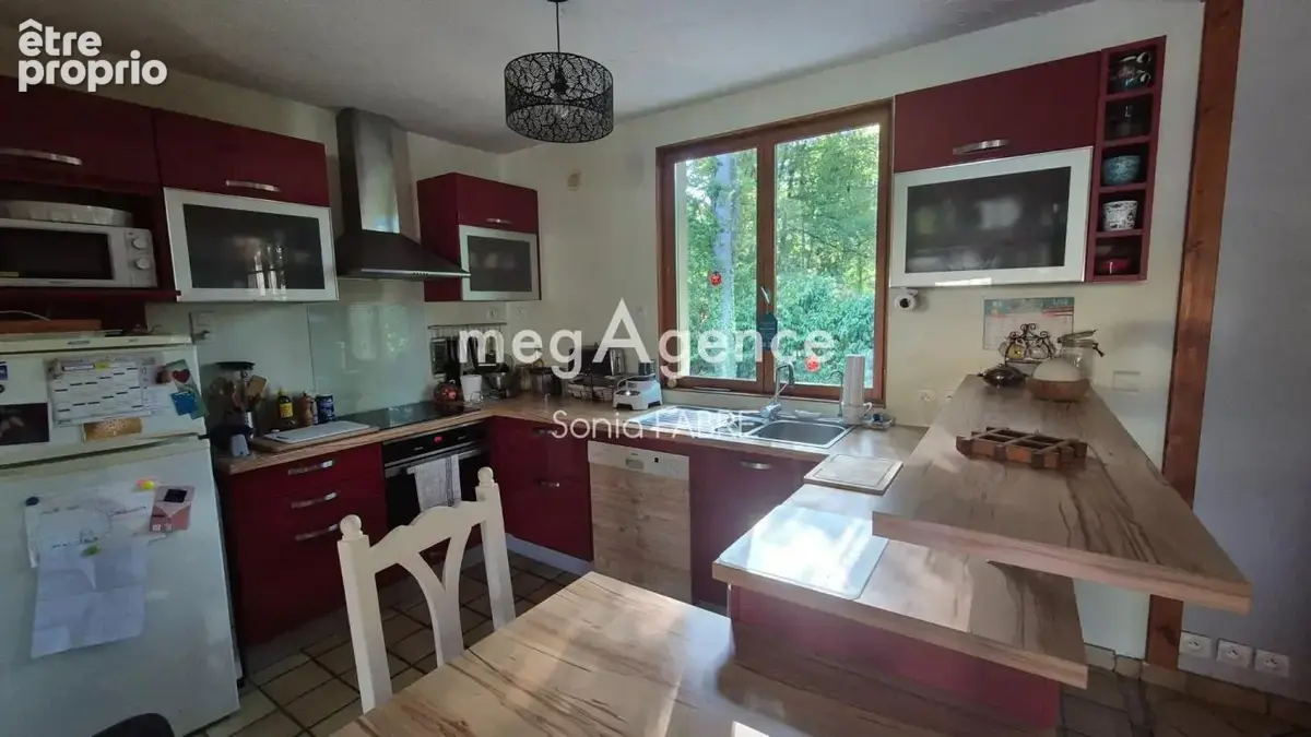 Maison sur terrain arboré à CHÂTEAU-THEBAUD - photo 3