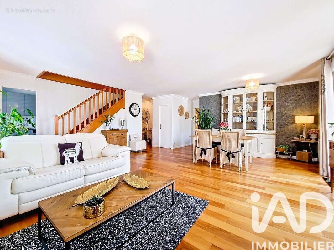 Photo 4 - Appartement à OZOIR-LA-FERRIERE