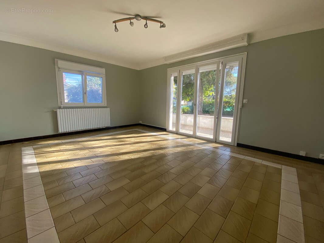 Maison à SAINT-LOUBES