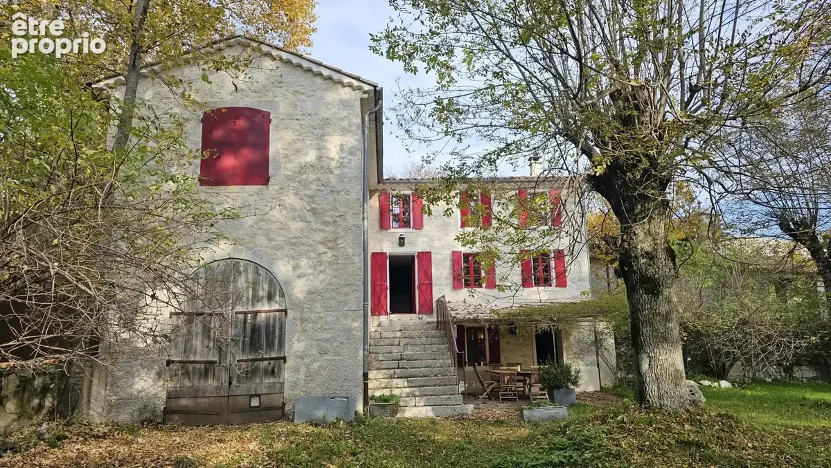 Bastide en pierre de caractère – caussols - photo 4