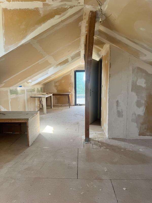 Maison à MOLIERES