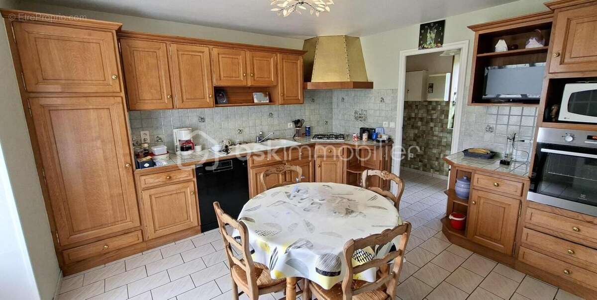 Maison à LANDELLES-ET-COUPIGNY