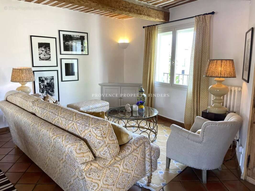 Maison à LORGUES