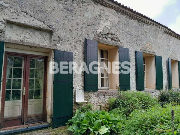 Maison à FLAUGEAC
