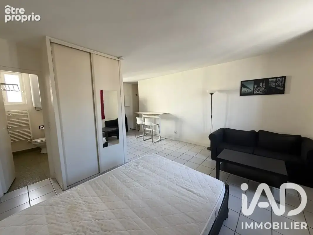 Photo 1 - Appartement à BOURG-LA-REINE